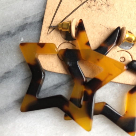 Star tortoise earrings enamel open star earrings - Picture 3 of 5